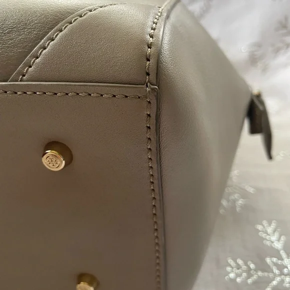 Authentic Tory Burch Satchel - Picture 11 of 14